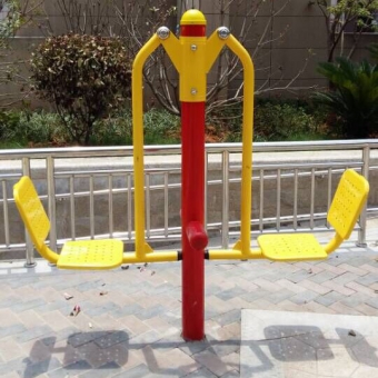 双位坐蹬训练器