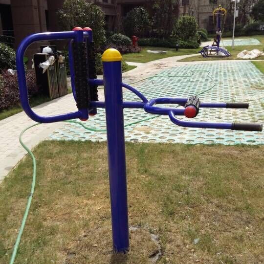 站立式腰背按摩器